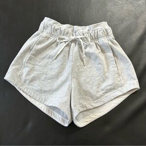 Lululemon inner glow 3” shorts heathered core gray sz 2